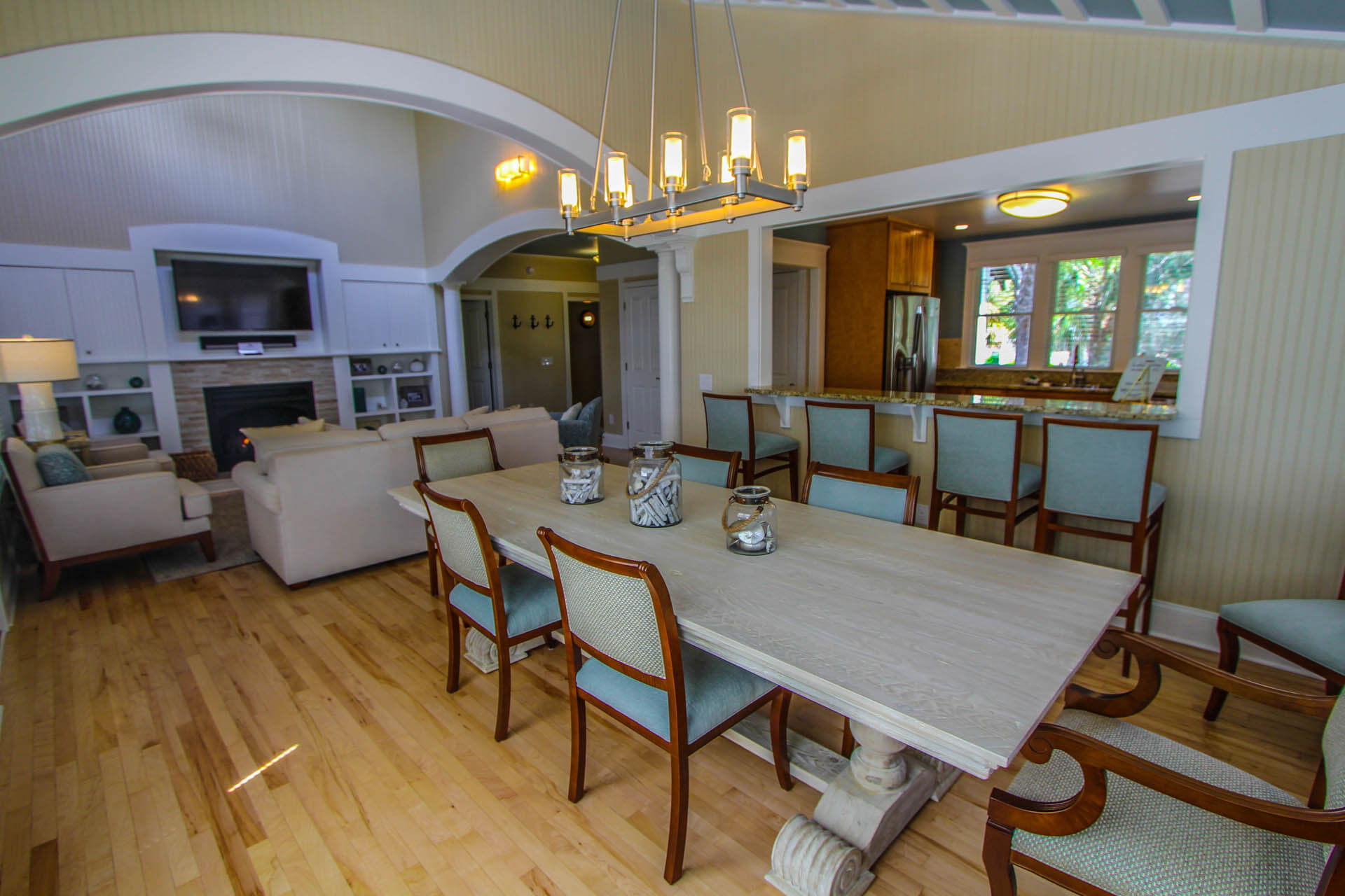 VRI Americas From Coast to Crest