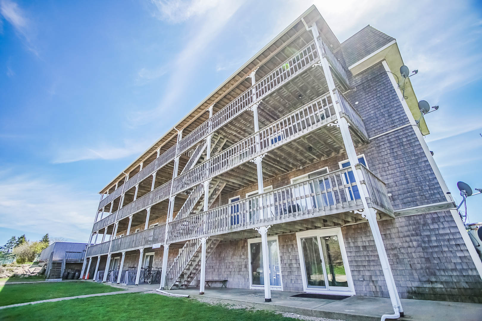 VRI Americas From Coast to Crest